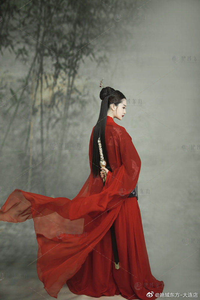 侠客汉服女古风红颜传统魏晋红色齐腰襦裙广袖汉服