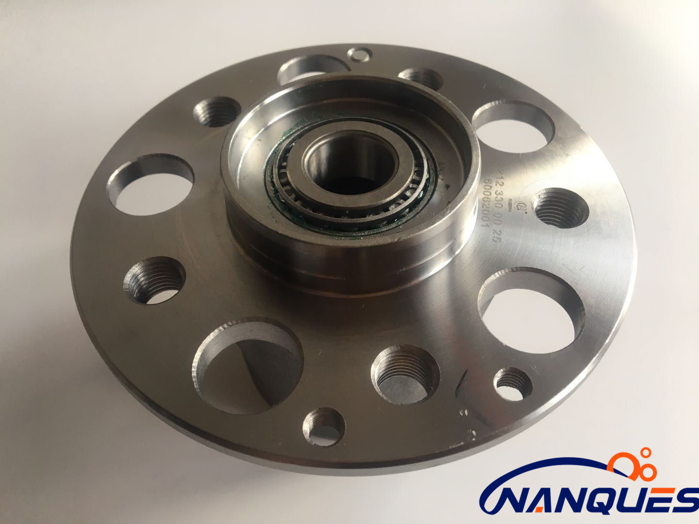 轴承适用奔驰w212e200e260e300e350前轮轴头轴承