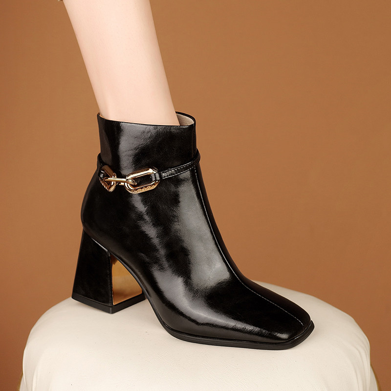 2021高跟女士漆皮时装粗跟靴子真皮单靴子秋冬时装靴