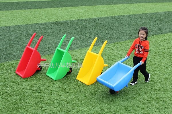 幼儿园感统训练独轮翻斗车塑料玩具室外教具手推车儿童感统训练器材