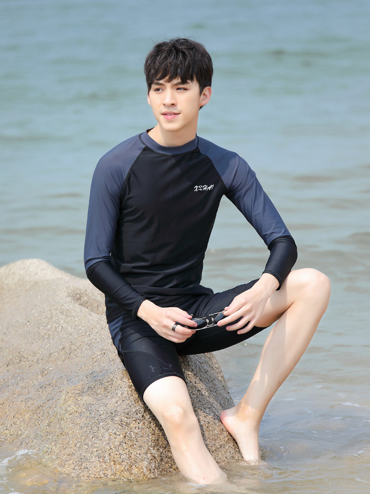 2020新款分体游泳衣男款长袖上衣五分防晒速干男士泳衣