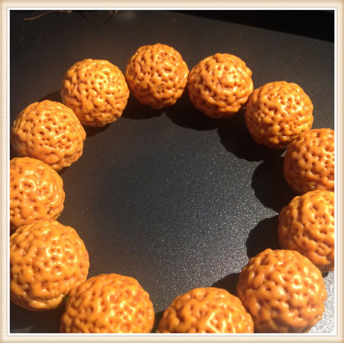 文玩无瓣金刚佛罗正圆刀痕满肉佛菩提高密籽手串佛珠