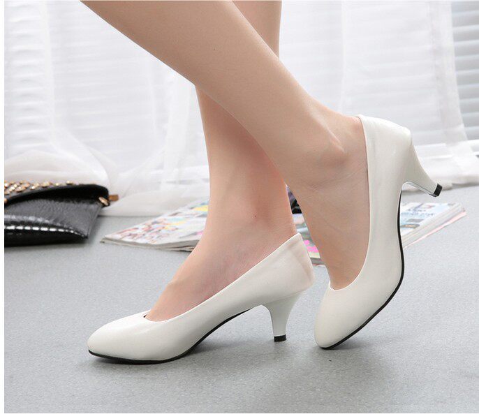 圆头高跟鞋女细跟3-5cm礼仪白色浅口小皮鞋单根鞋职业工作鞋四季