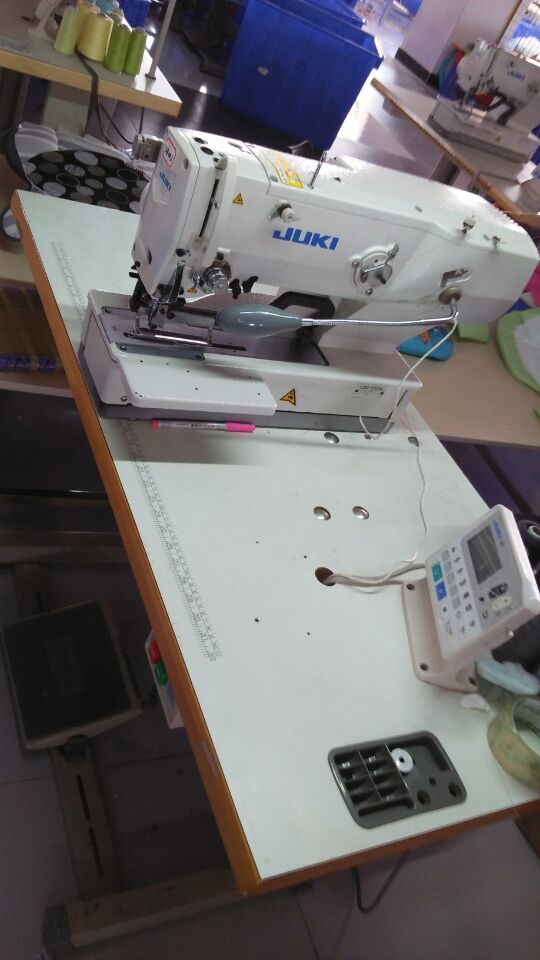 工业缝纫机9820全自动电脑圆头锁眼机凤眼机高档西服缝纫机