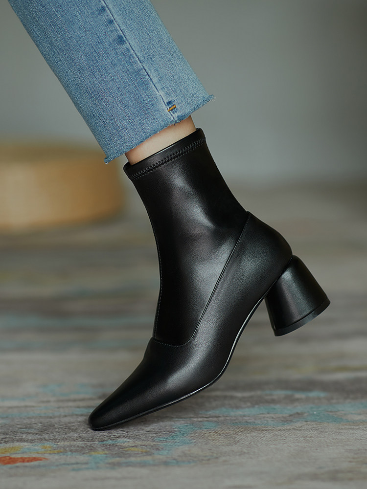 雨丝定制 气质显瘦弹力靴女短筒尖头粗跟皮靴秋季新款单靴瘦瘦靴