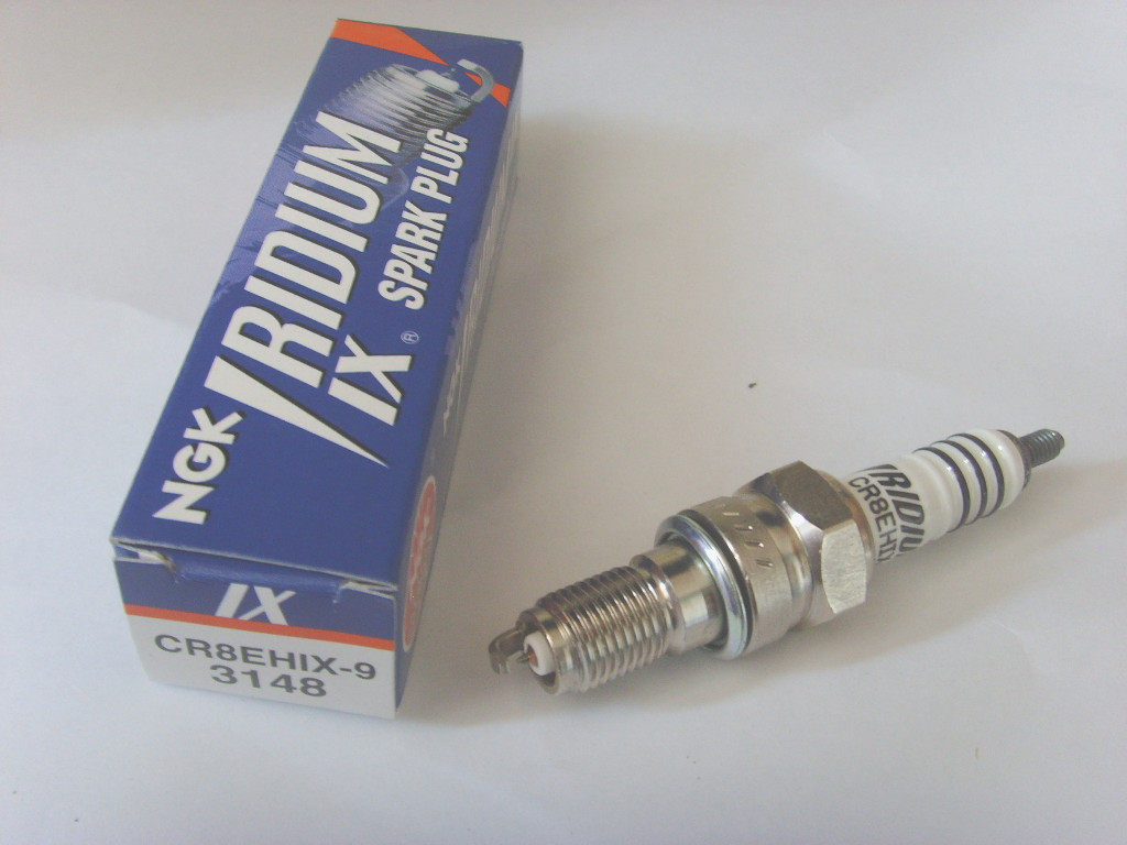 ngk火花塞日本进口摩托车铱金cr9ehix9摩托车火花塞