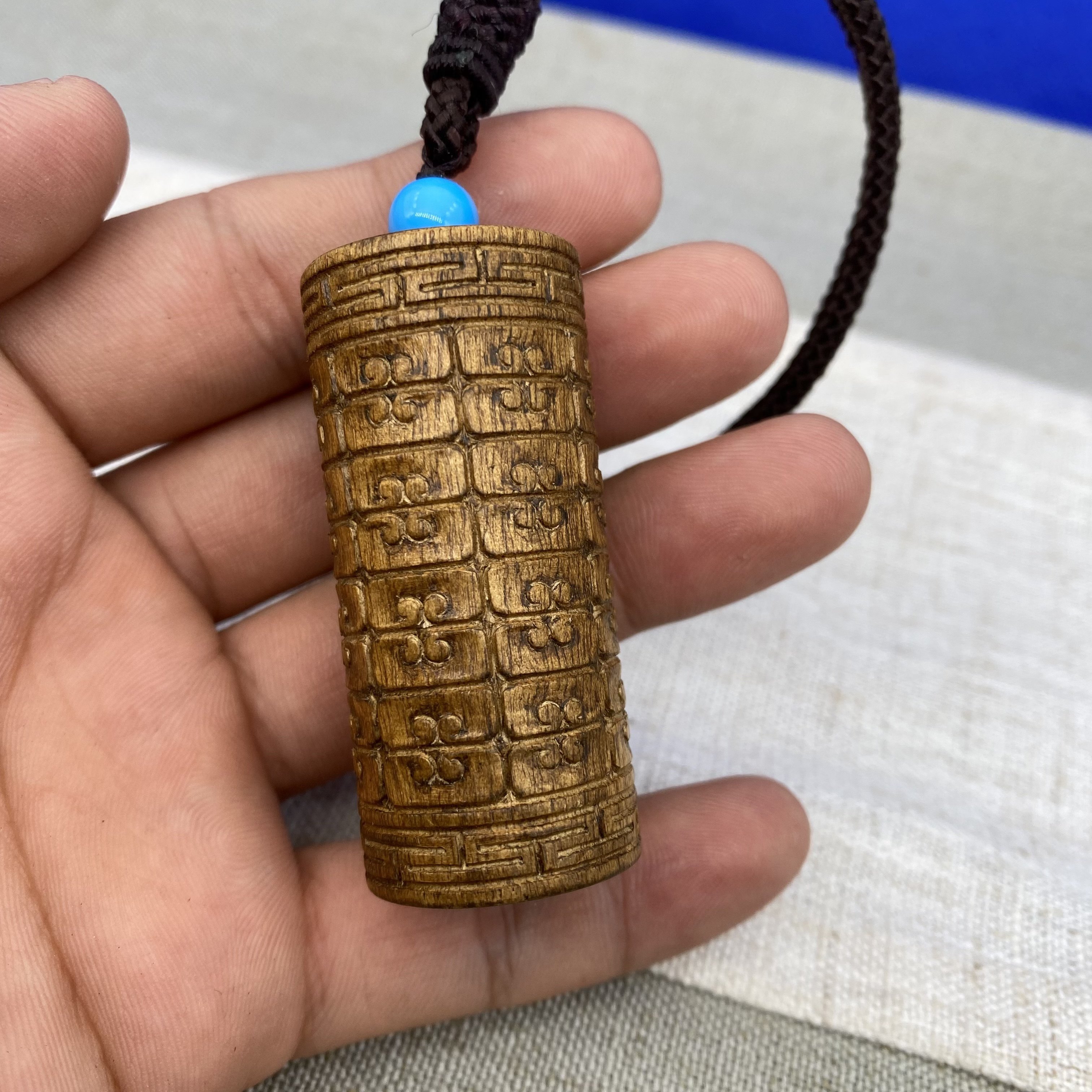 加里曼丹沉香天珠雕刻吊坠花香甜味浓郁香完整天香薰香料