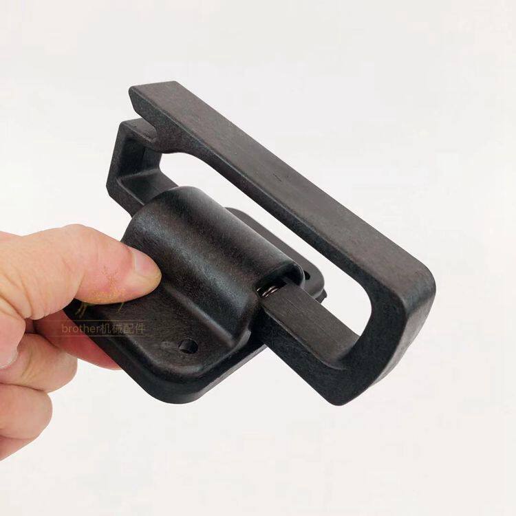 适用神钢挖掘机神刚200-6e天窗扣卡扣锁神冈神港挖掘机