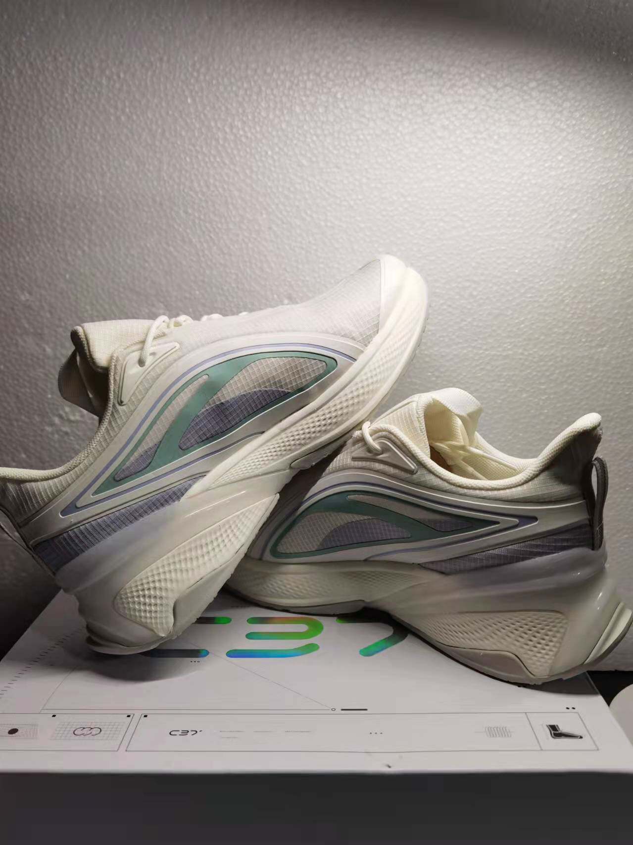 安踏c37跑鞋2022年春季新款女鞋网面透气运动鞋跑步鞋