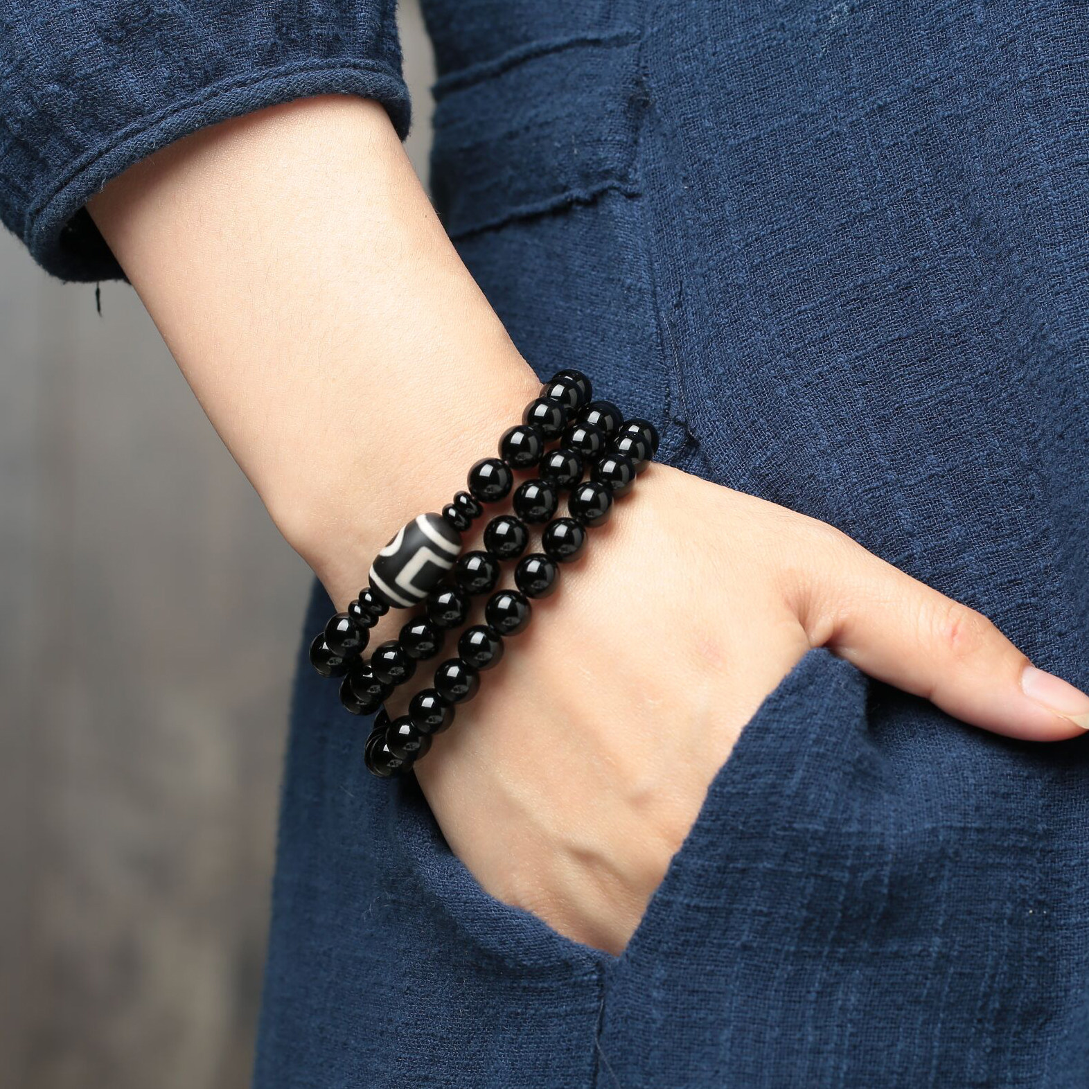 水晶黑曜石手链男士多层韩版手链女黑色佛珠情侣手串简约时尚饰品