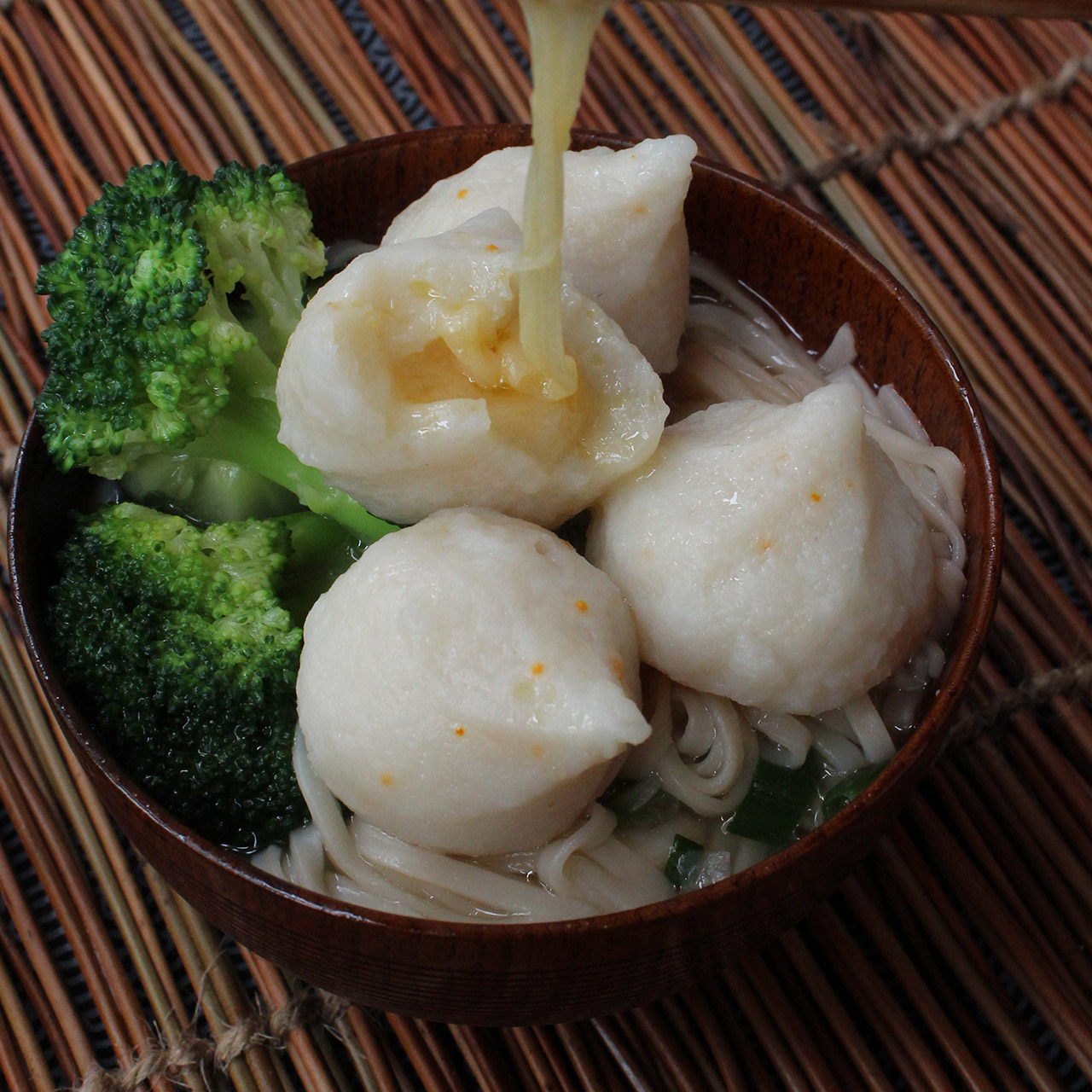 奶酪芝士250g锦和甲拉丝芝鱼丸鳕鱼芝心火锅鱼丸