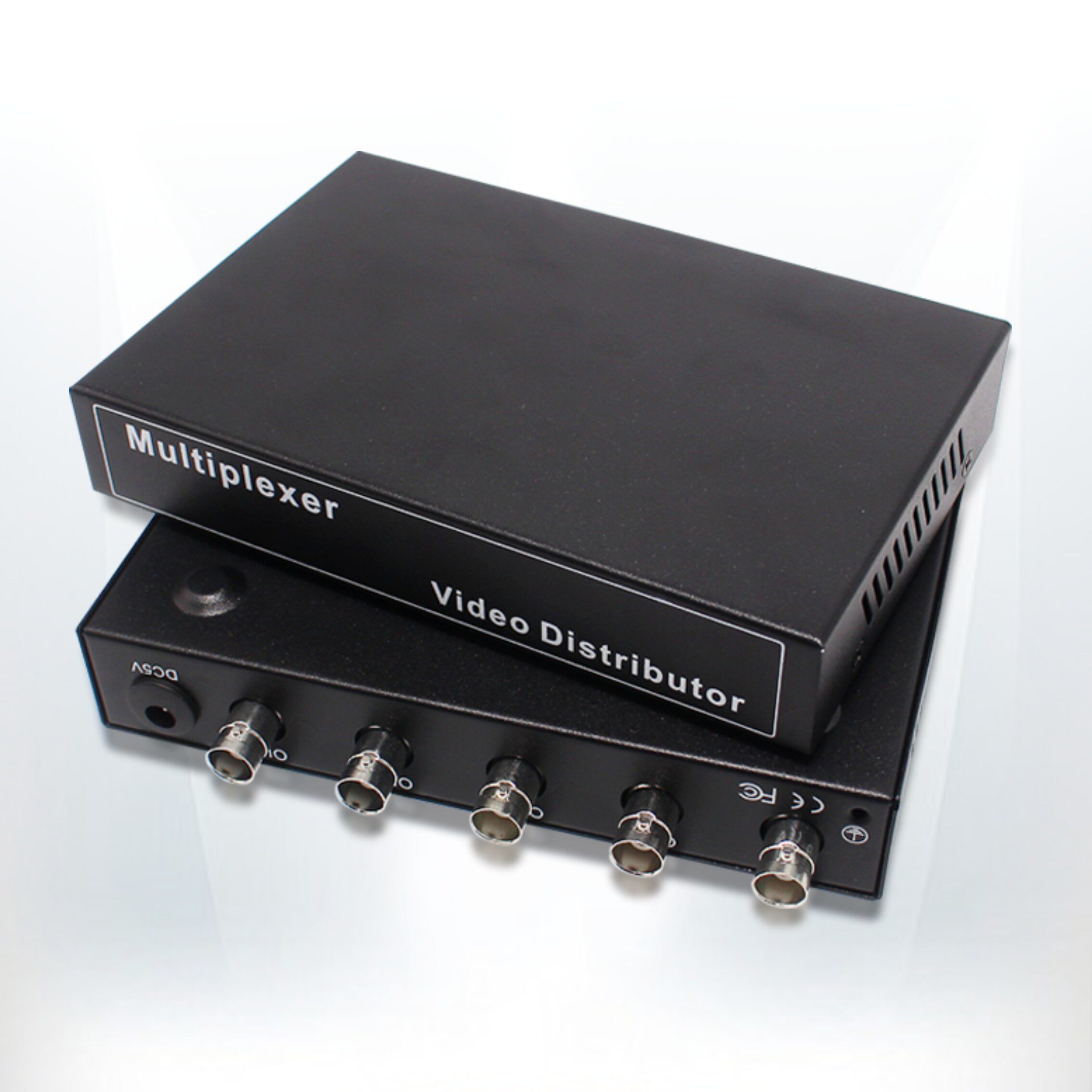 1分多点路摄像头分支四出一进信号bnc模拟分配器监控器材配件