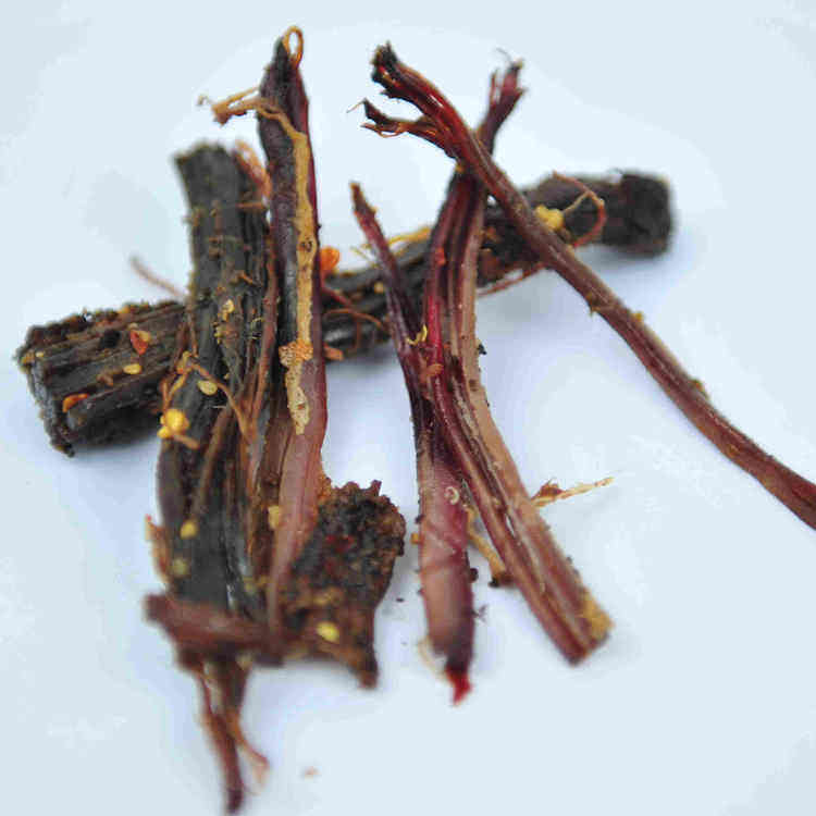 牛肉干干巴油炸牛肉条云南普洱即食手柠檬香辣牛肉类