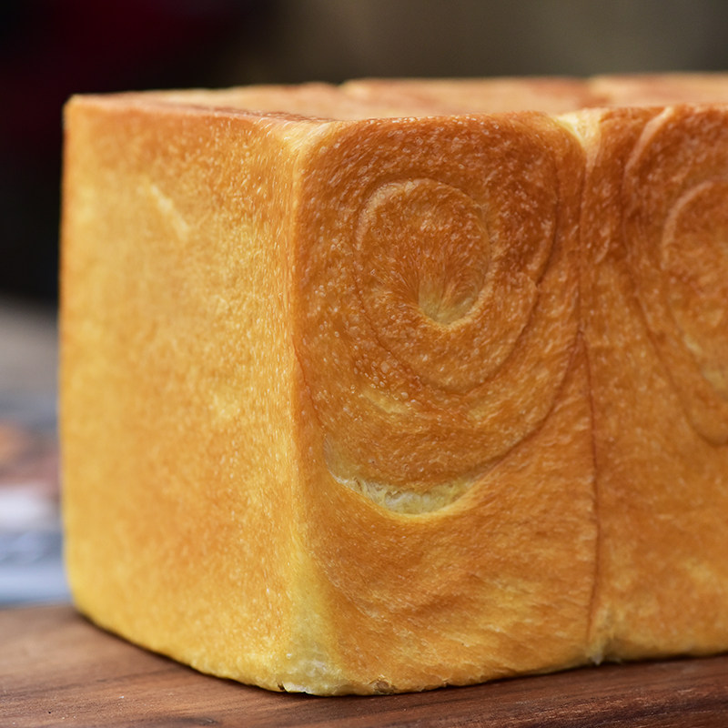 吐司北海道方块面包牛奶切片无水水手柔软奶香传统西式糕点
