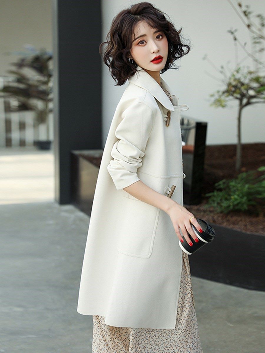 2022白色高级大衣女神范中长外套风衣气质秋季风衣