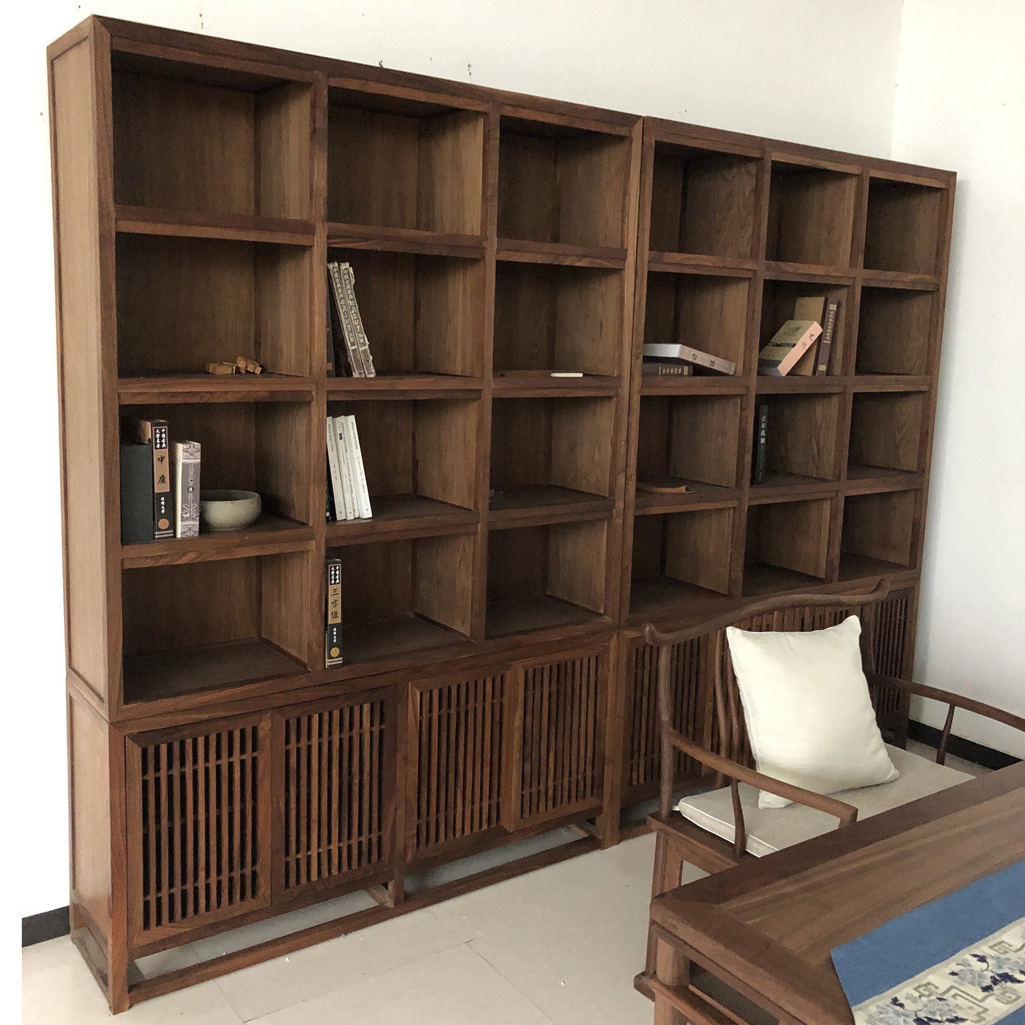 以木为居新中式书柜组合禅意书架老榆木大展柜黑胡桃木实木茶叶柜