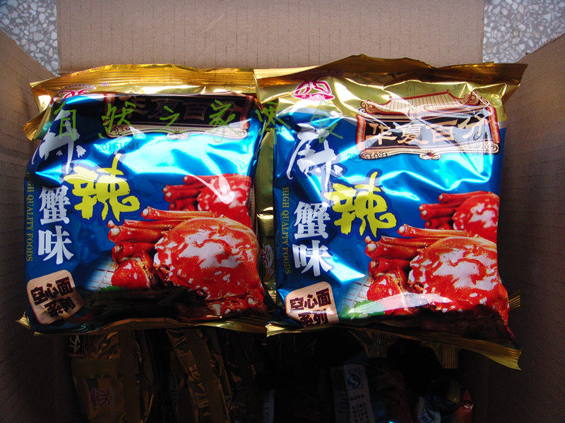 河南特产华夏百分空心心面干吃干脆麻辣蟹味方便面冲泡方便面