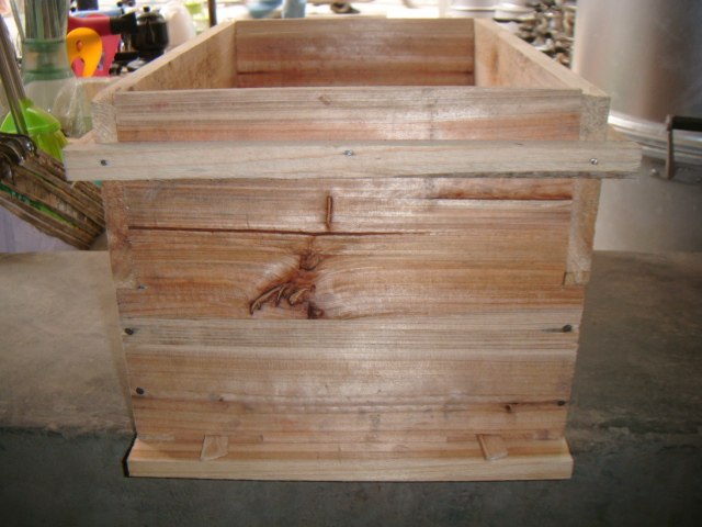 蜂箱杉木蜂箱蜜蜂箱中蜂箱养蜂箱土蜂箱15cm厚49cm内长