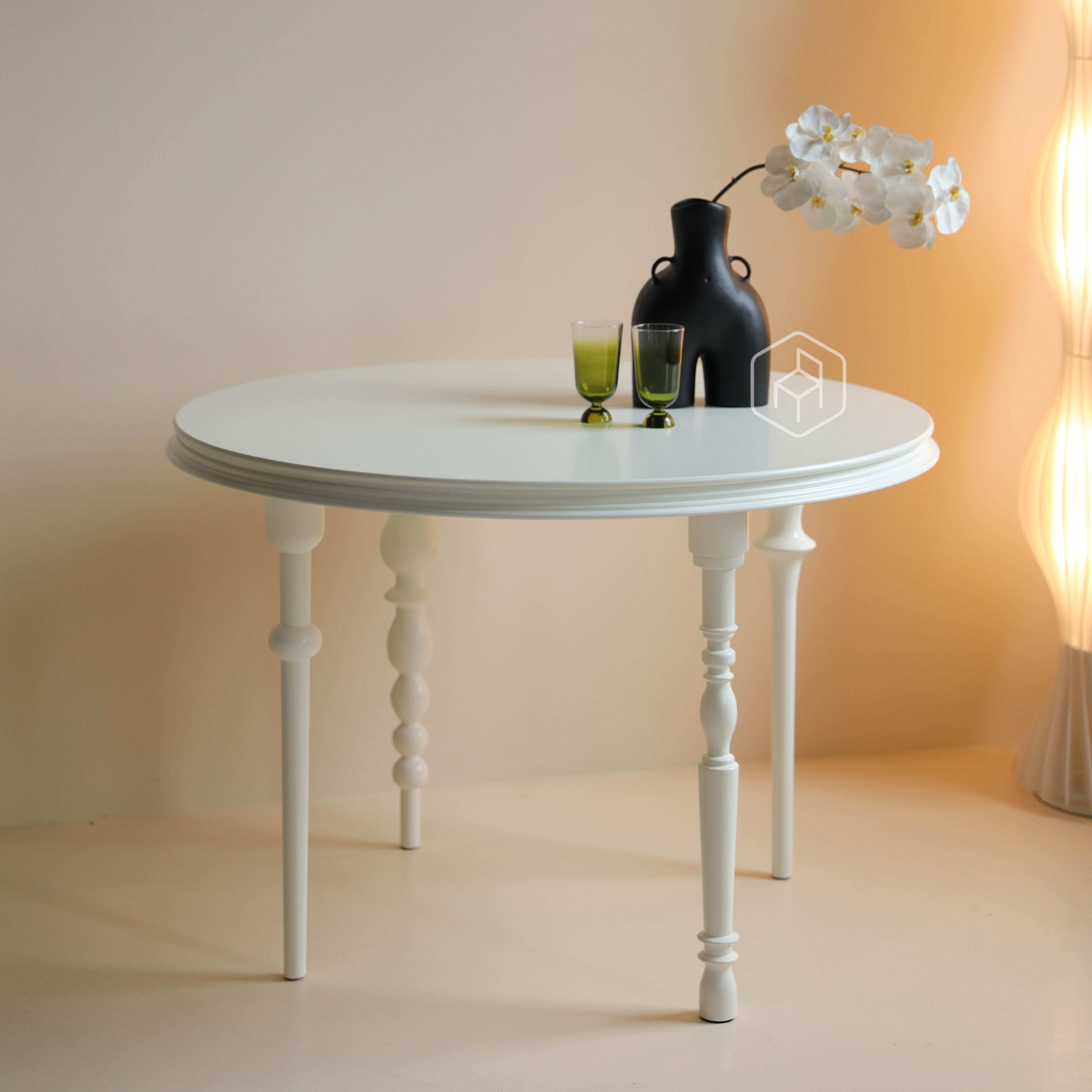 餐桌集木室物所家用实木圆桌现代简约法式优雅圆形实木餐桌