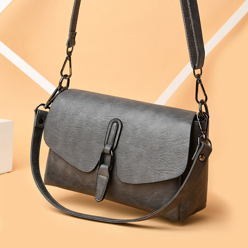 中年包包女2020新款真皮大容量单肩包羊皮包百搭女士包袋