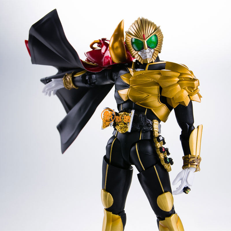 默图万代日版shf可动手办真骨假面骑士beast手办