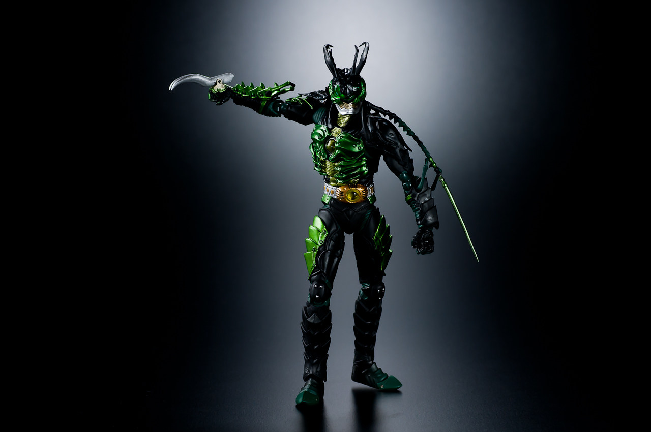 默图万代日版shf假面骑士ooo可动手办昆虫手办