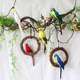 Caroline simulation feather parrot gardening with rattan ring paw wire binding home pastoral decoration macaw Caroline simulation feather parrot gardening with rattan ring paw wire binding home pastoral decoration macaw