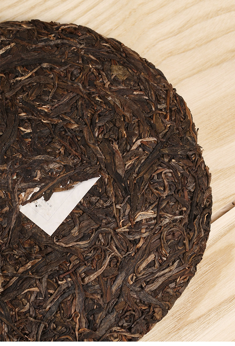 茶痴邓姐普2019年曼糯357g头春古树茶饼普洱