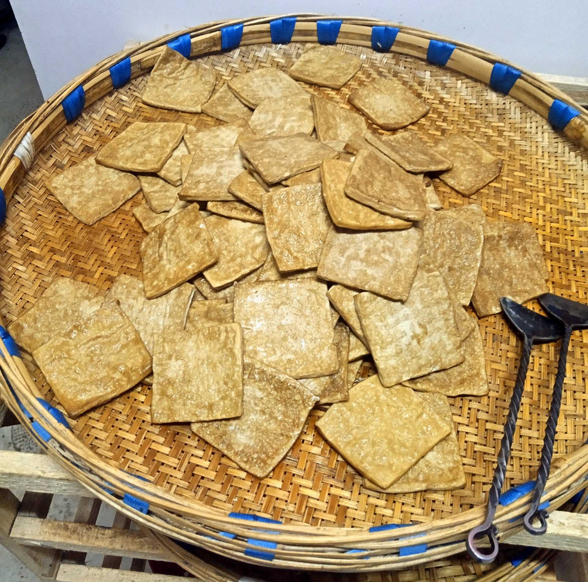 豆腐豆干贵州毕节荞灰黔西西沙窝臭臭豆腐手撕蔬菜干