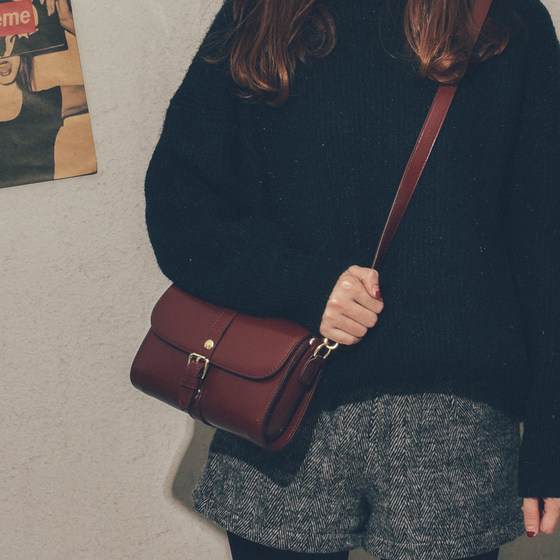 New Texture Small Bag Women 2020 New Fashion Korean Versatile Messenger Bag Women's Simple Fashion Retro Small Square Bag New Texture Small Bag Women 2020 New Fashion Korean Versatile Messenger Bag Women's Simple Fashion Retro Small Square Bag