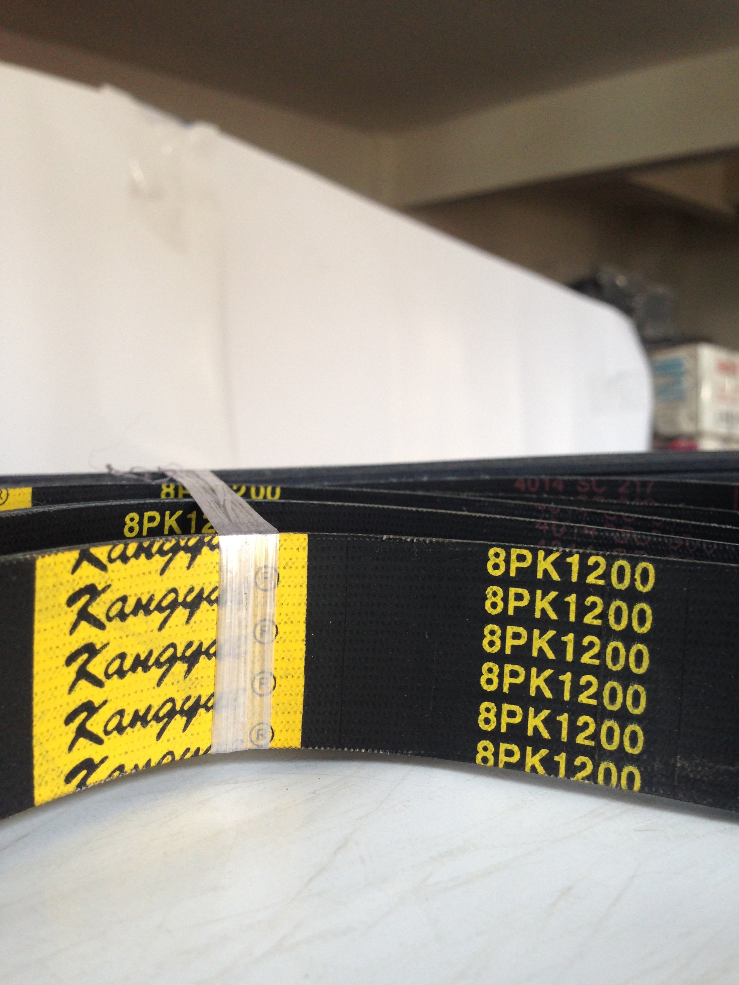 8pk116011701200122012851290汽车多楔pk空调皮带