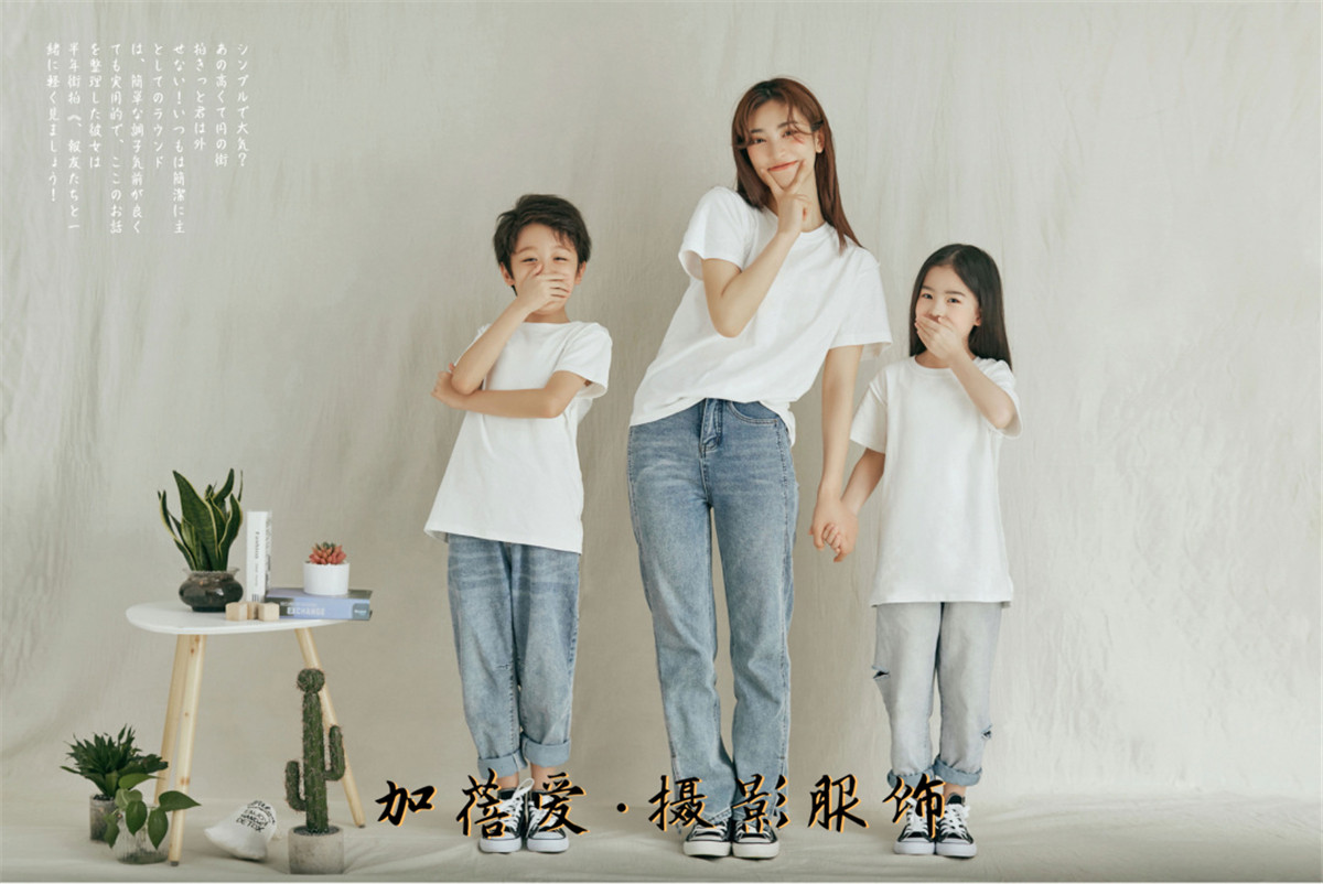 亲子装网红款摄影服装影楼拍照一家四口白色t恤简约北欧风全家福