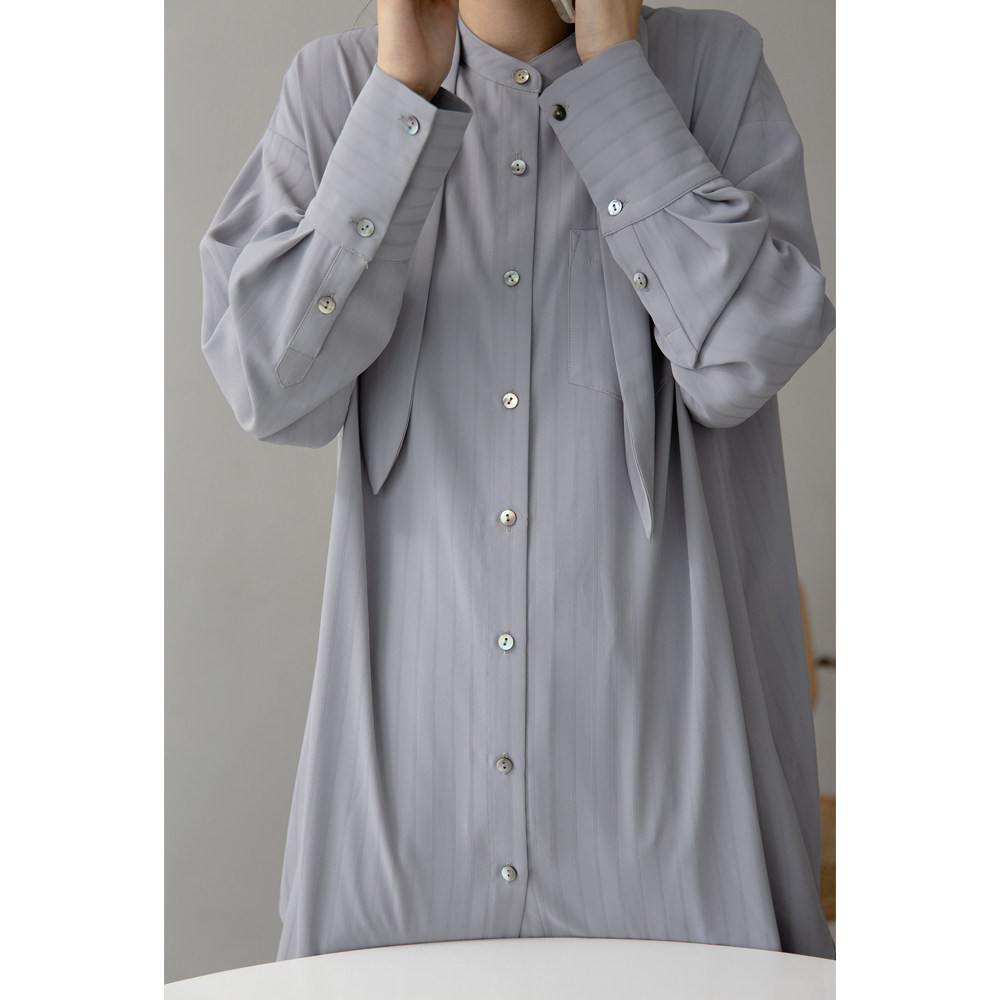 caremind设计系列雾霾灰蓝色垂感飘带带领中长衬衫衬衫