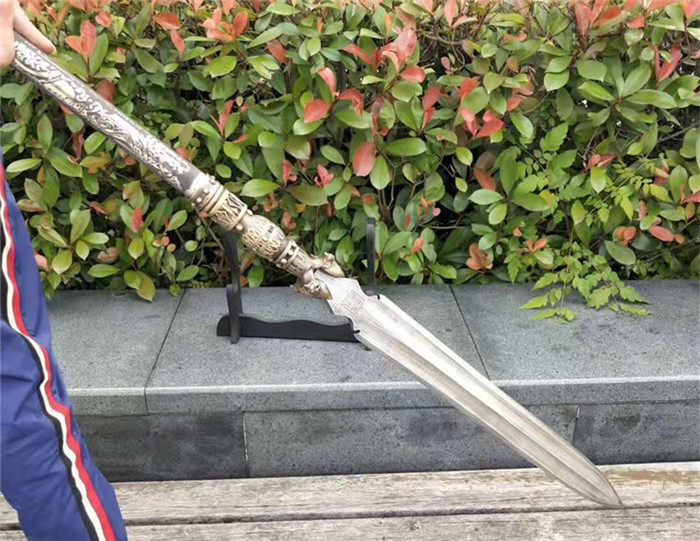 狂狮霸王枪长矛花纹一体刀剑红缨枪头锻赵云兵器更多武术装备