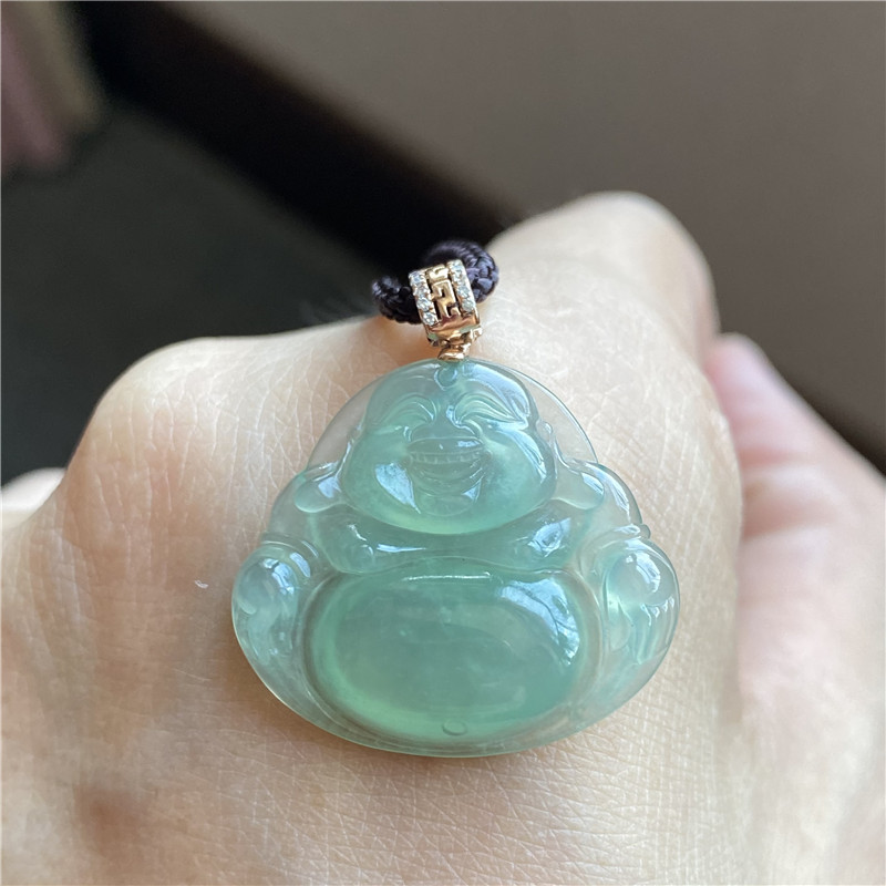 笑脸掌中翡翠货冰种光果绿色18k扣头佛公吊坠颈饰