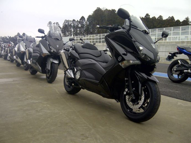 进口雅马哈二手tmax530水冷大绵羊踏板t8t9巡航大船250旅行摩托车-mc