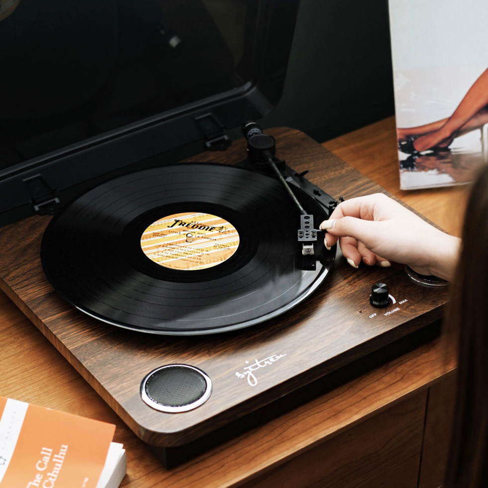 syitren赛塔塔林黑胶唱片机复古蓝牙音响一体机铁三角黑胶唱片机