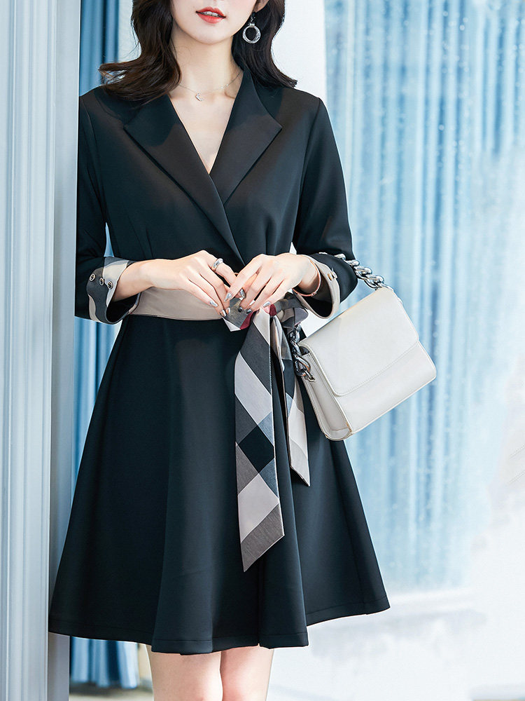 蔓缇莉莎加肥加大风衣连衣裙洋气阔太太太高贵连衣裙