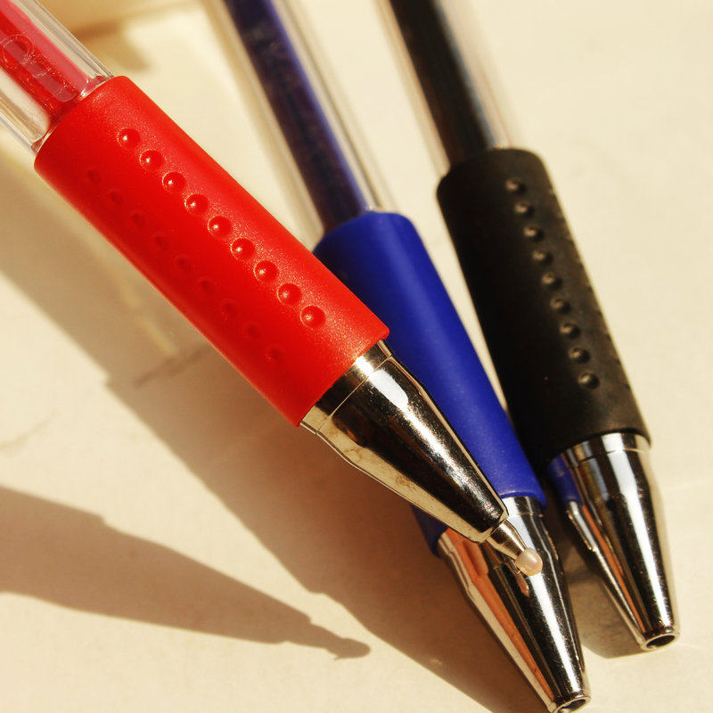 满三盒送一一盒天卓31220按动欧标中性笔黑色签字笔中性笔