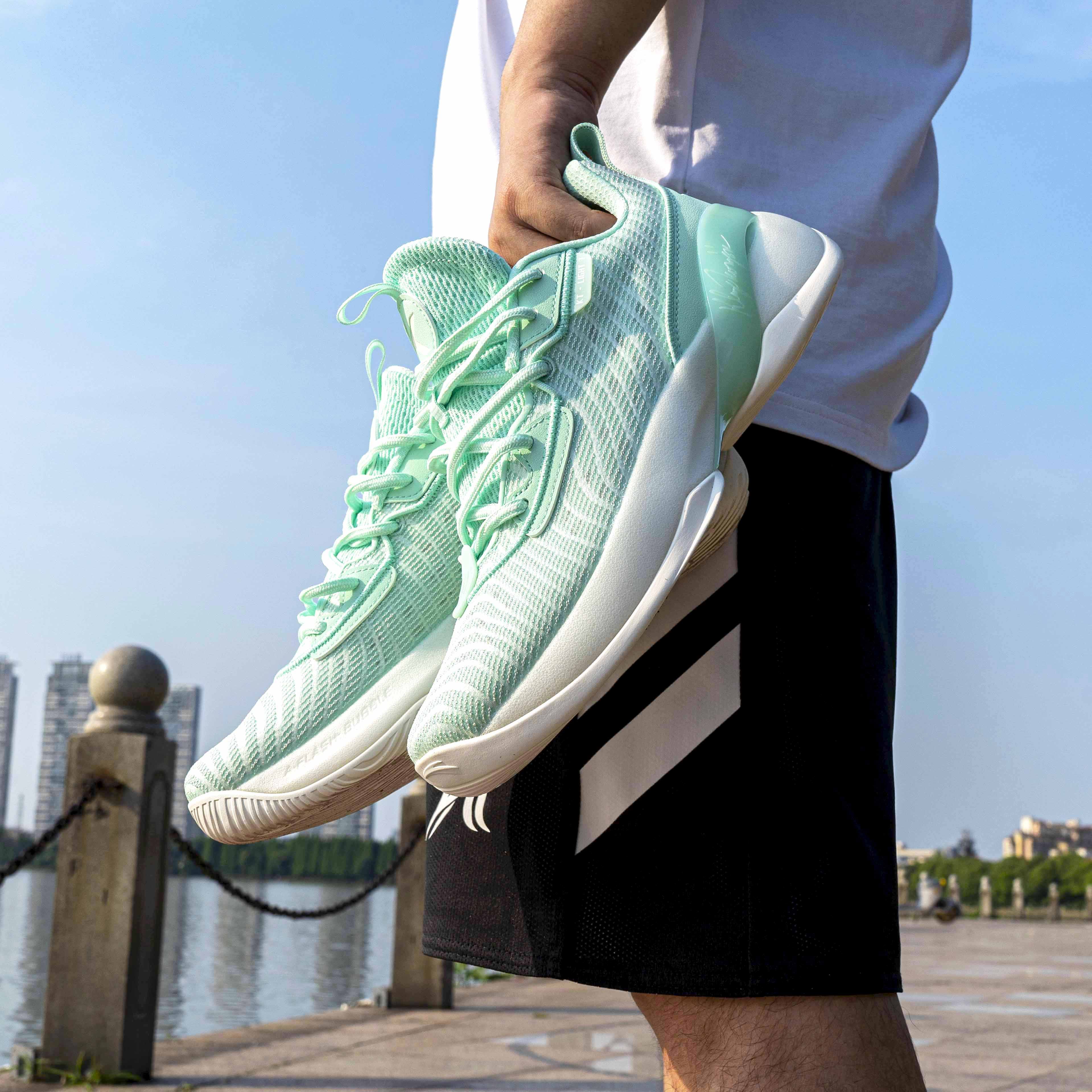 球鞋安踏kt轻骑兵7代篮球夏季新款汤普森系列篮球鞋