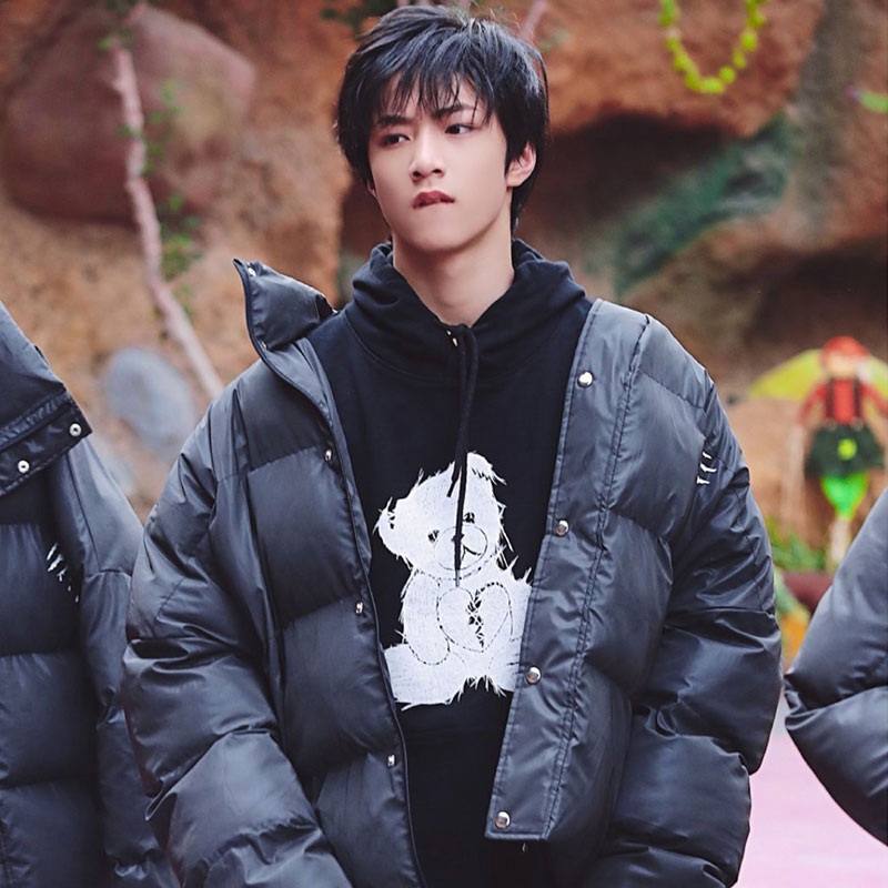 刘耀文同款黑色小熊卫衣血爪抓痕毛线熊女粉丝卫衣