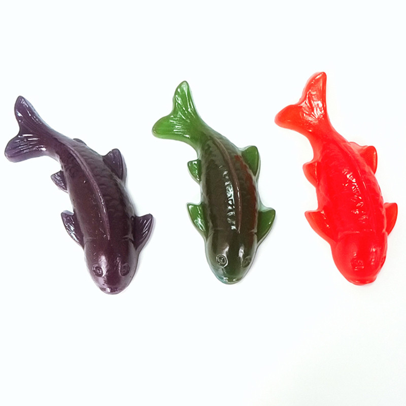 超大巨型锦鲤鱼软糖一次吃不完的网红抖音创意恶搞果汁橡皮qq糖果