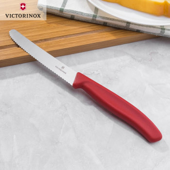 Victorinox Swiss Army Knife Western Kitchen Knife 6.7833 Red Black Western Bread Fruit Knife Serrated Blade