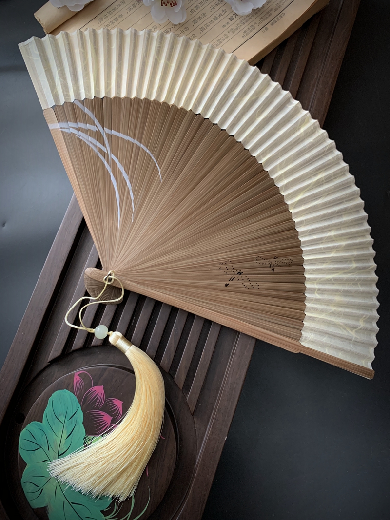 中国折扇扇子蜻蜓喷绘日本6寸国风禅意纯色扇子