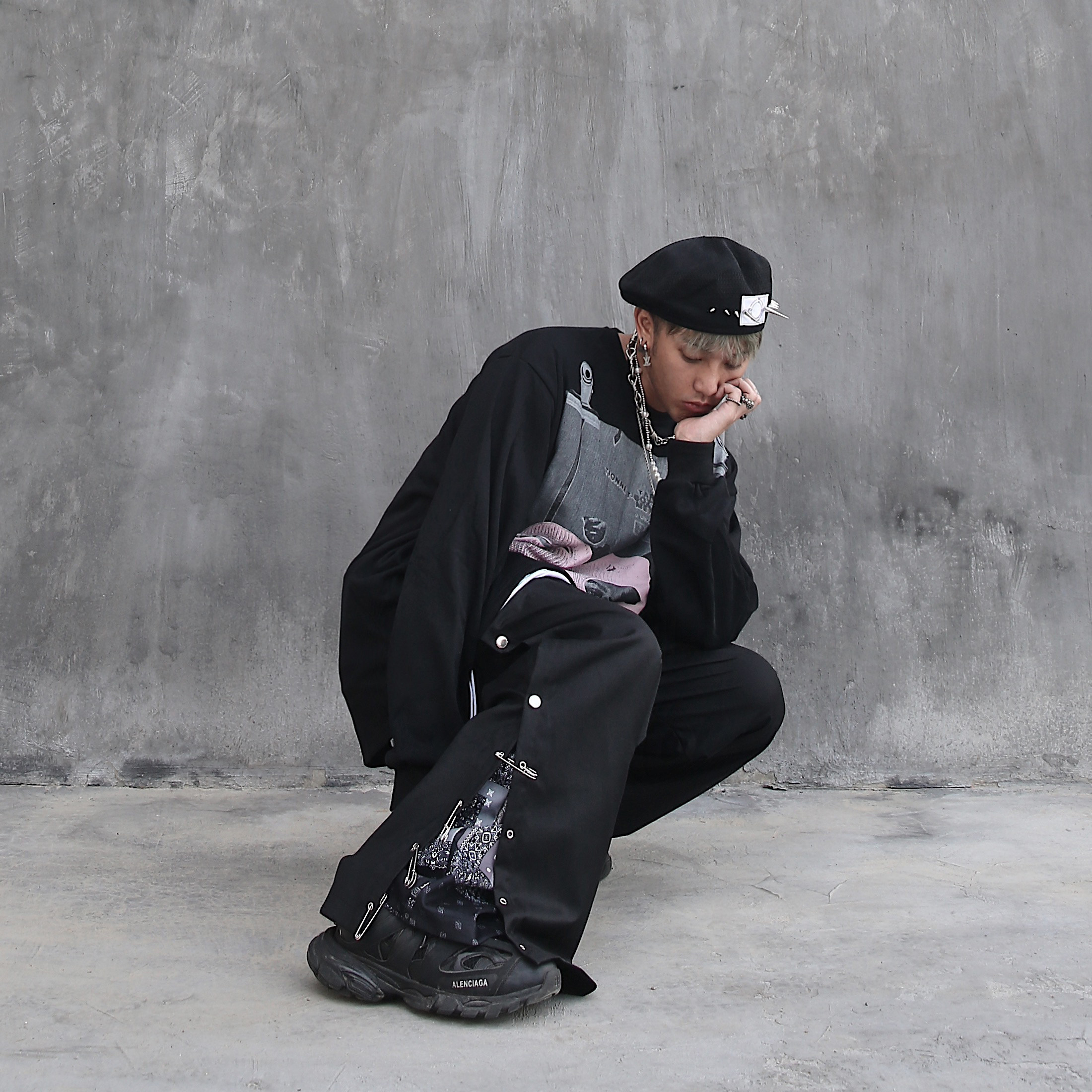 nfg高街嘻哈oversize宽松匪帮人物印花暗黑百搭卫衣