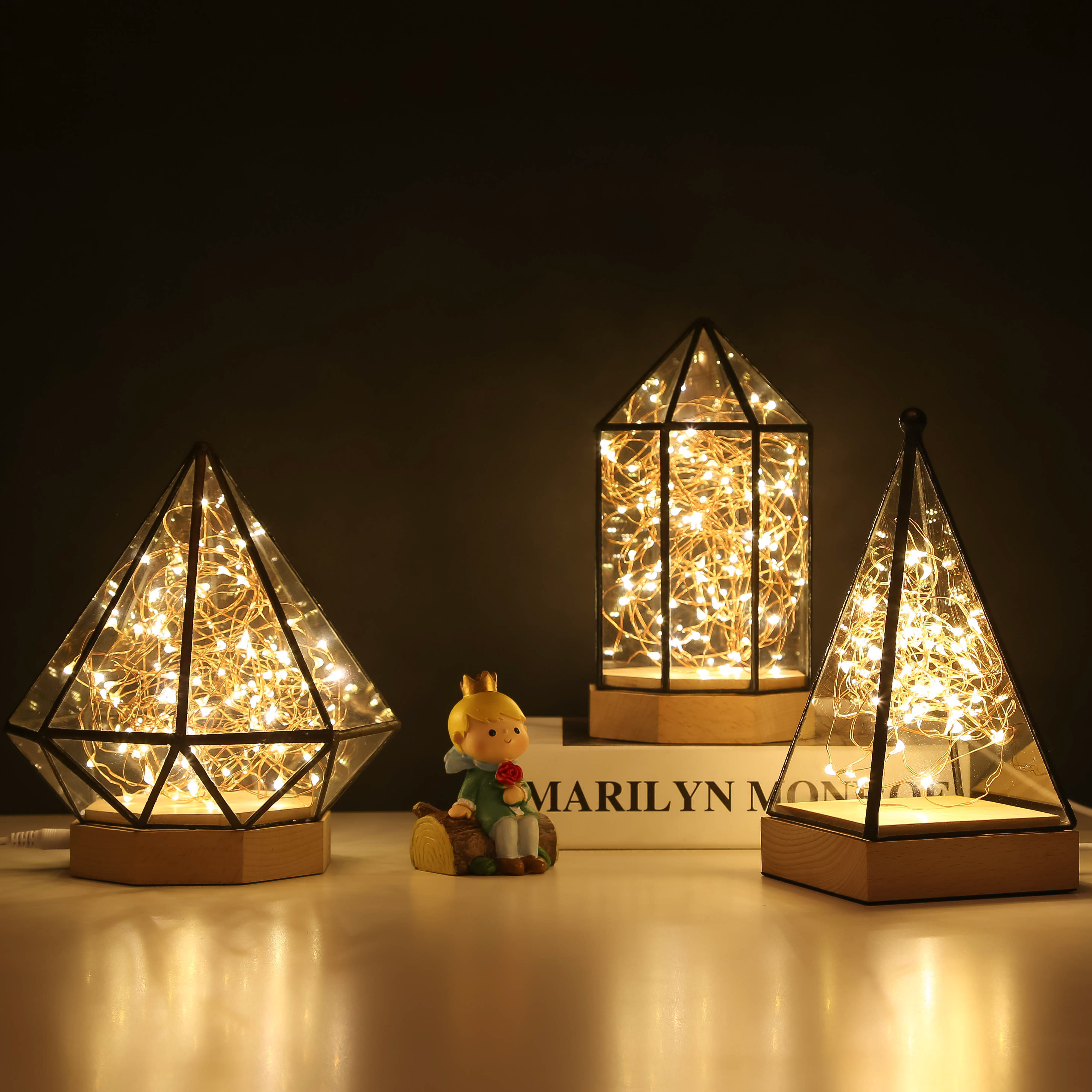 ins北欧火树银花灯创意个性台灯玻璃罩小夜灯少女心浪漫生日礼物