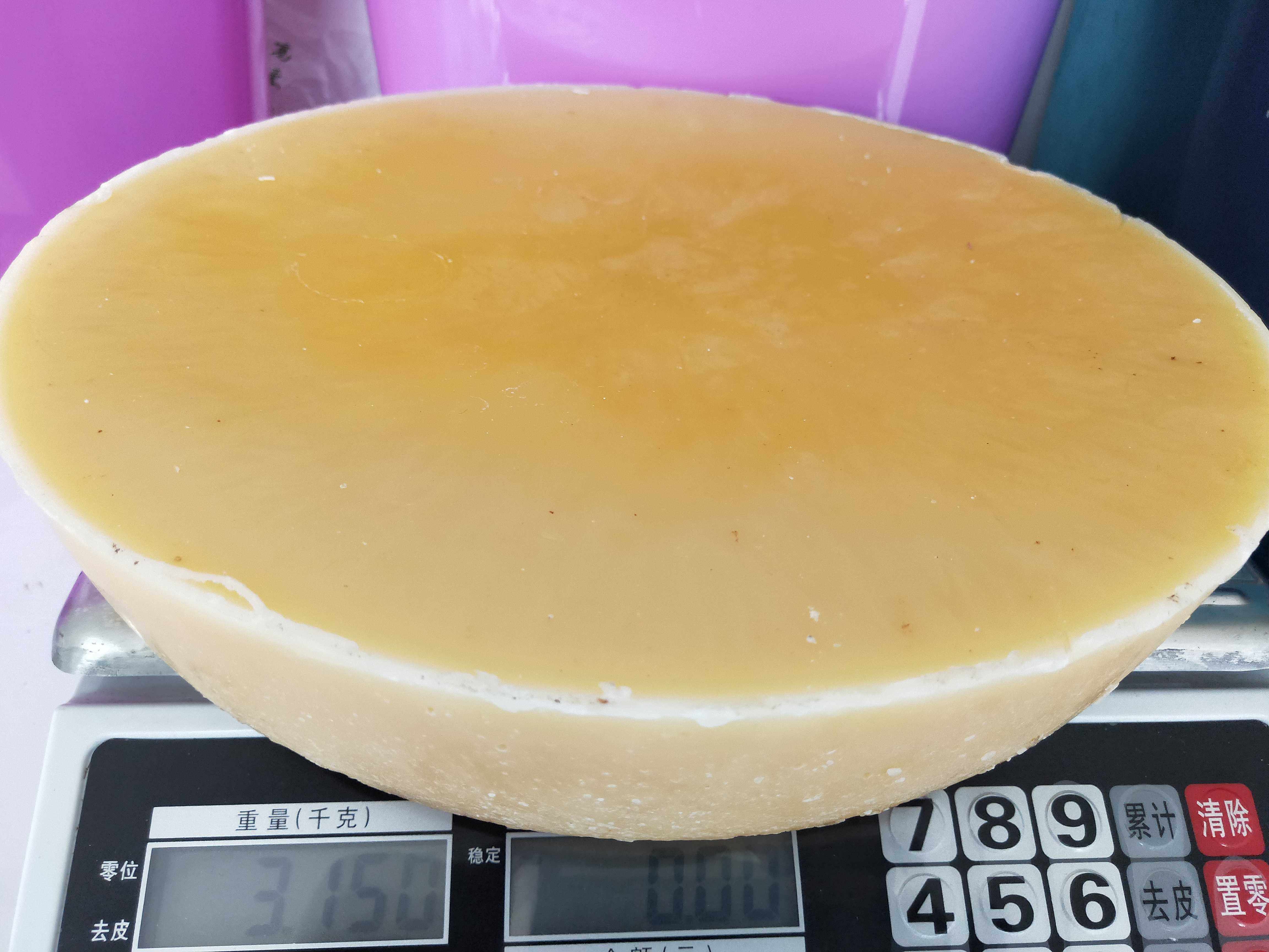 贵州毕节黔西卢勇家纯天然蜂巢手工制作蜂蜡168一斤包邮诱蜂专用