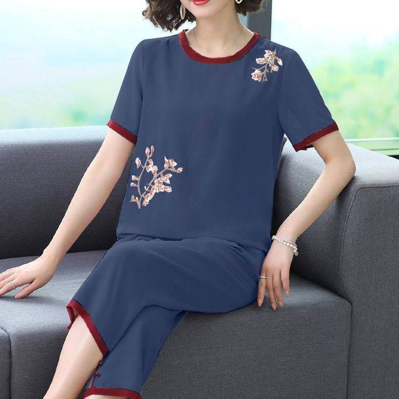夏装妈妈套装中老年女装上衣中年人休闲裤
