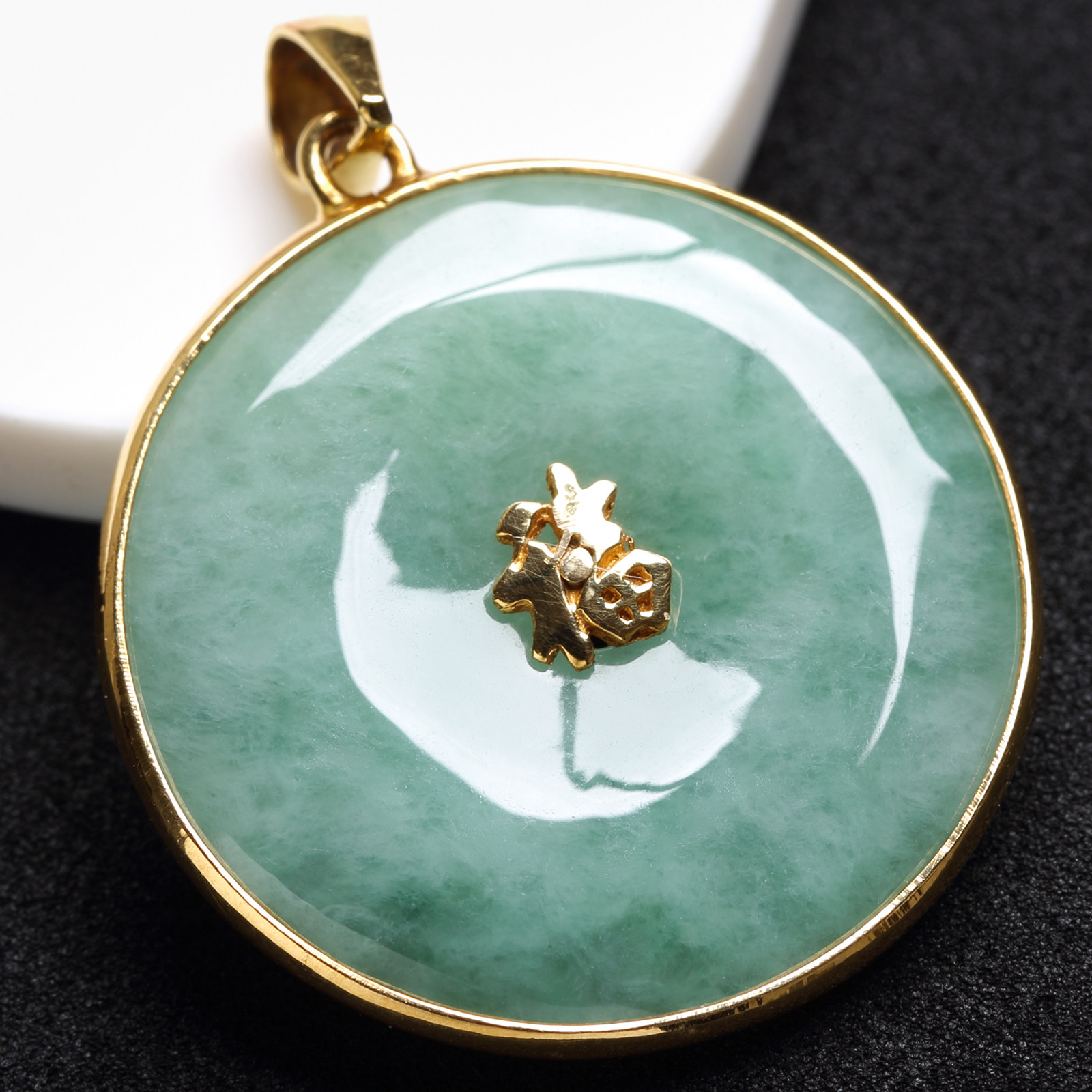 缅甸怀古吊坠老坑冰糯种玉坠天然项坠浅阳翡翠颈饰