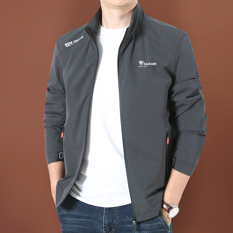 外套男春秋季新款潮流休闲大码上衣运动透气宽松衣服薄款夹克男装